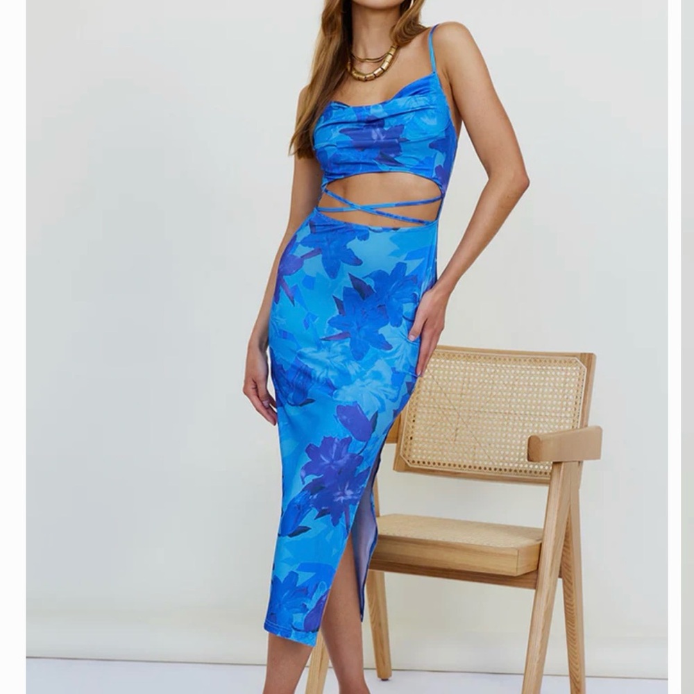 Vibrant Blue Floral Women's Skirt Set